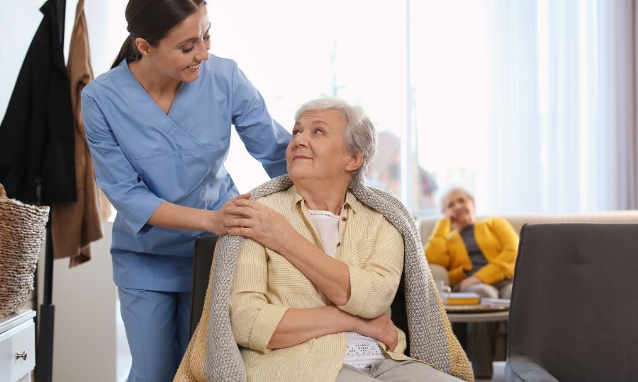 Servicio de asistencia personal para personas dependientes